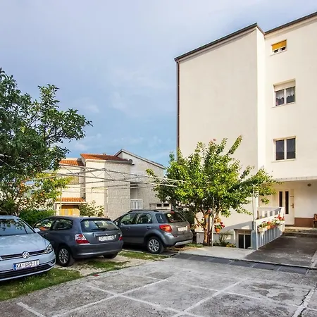Apartments Iskra Stobrec Exterior photo