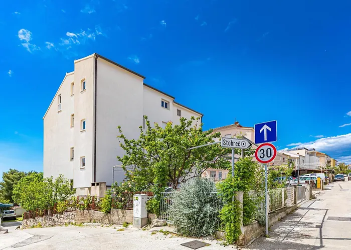 Apartments Iskra